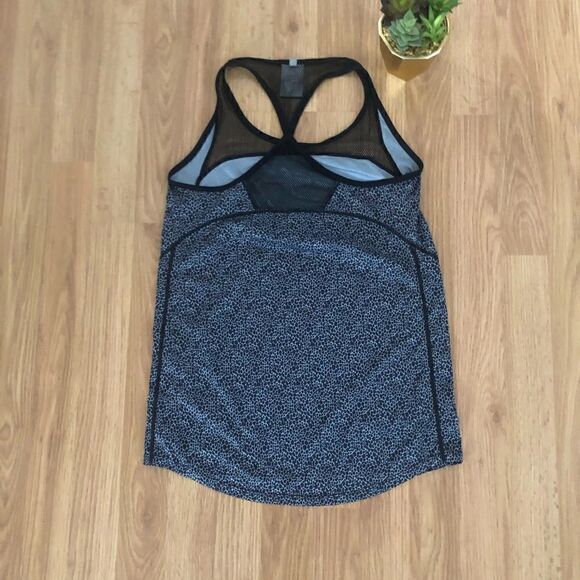 NIKE Dri-Fit Black/Gray Mesh Tank Top - Picture 8 of 8